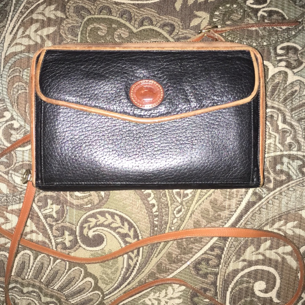 Dooney & Bourke cross body wallet